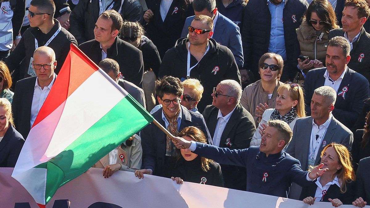 Střet o Zelenského a Putina. Co si myslí voliči Orbána a Magyara